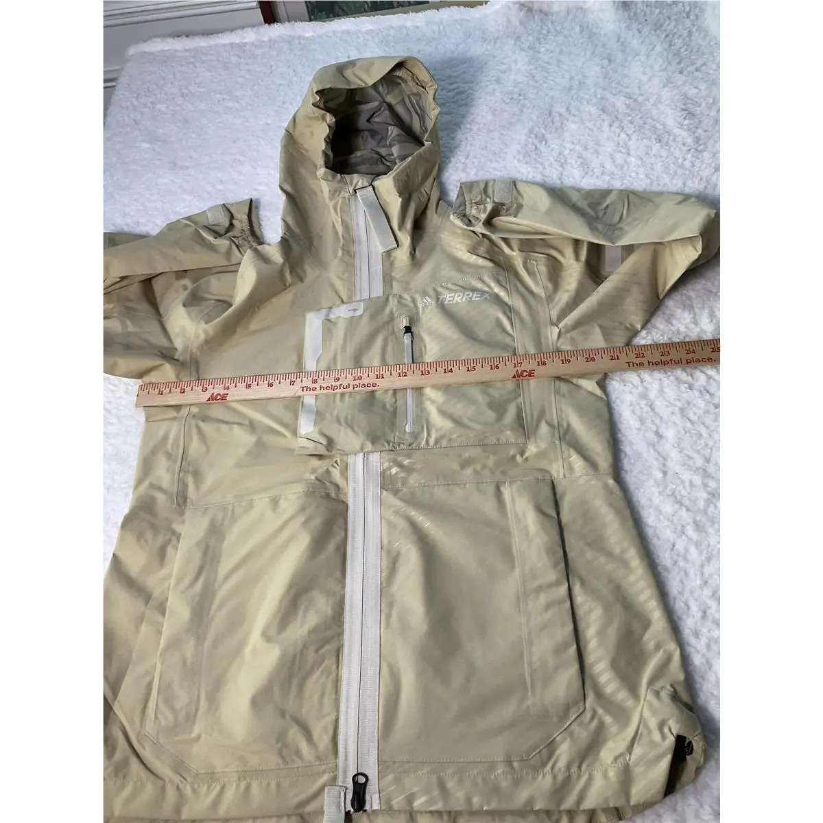 Adidas clothing - Beige 1