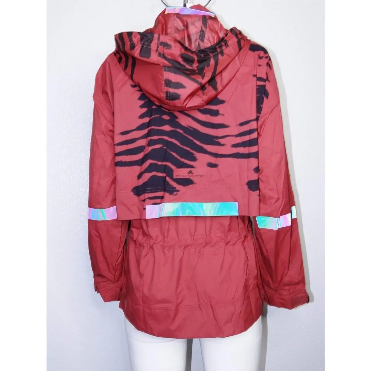 Adidas clothing - Run ULT - Run ULT - 122733076 - Red (UPC: 192613459099) 8