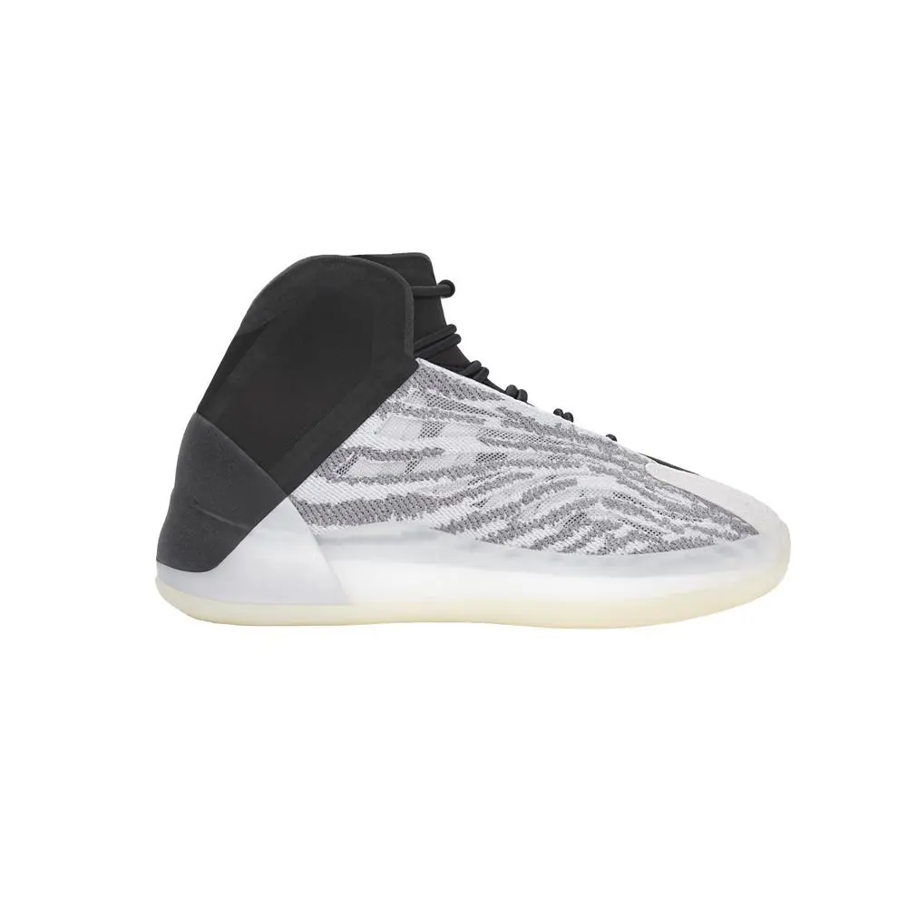 Adidas Yeezy Quantum Basketball Toddler Boys Size 13.5 M Sneakers Athletic Sho - Black, White