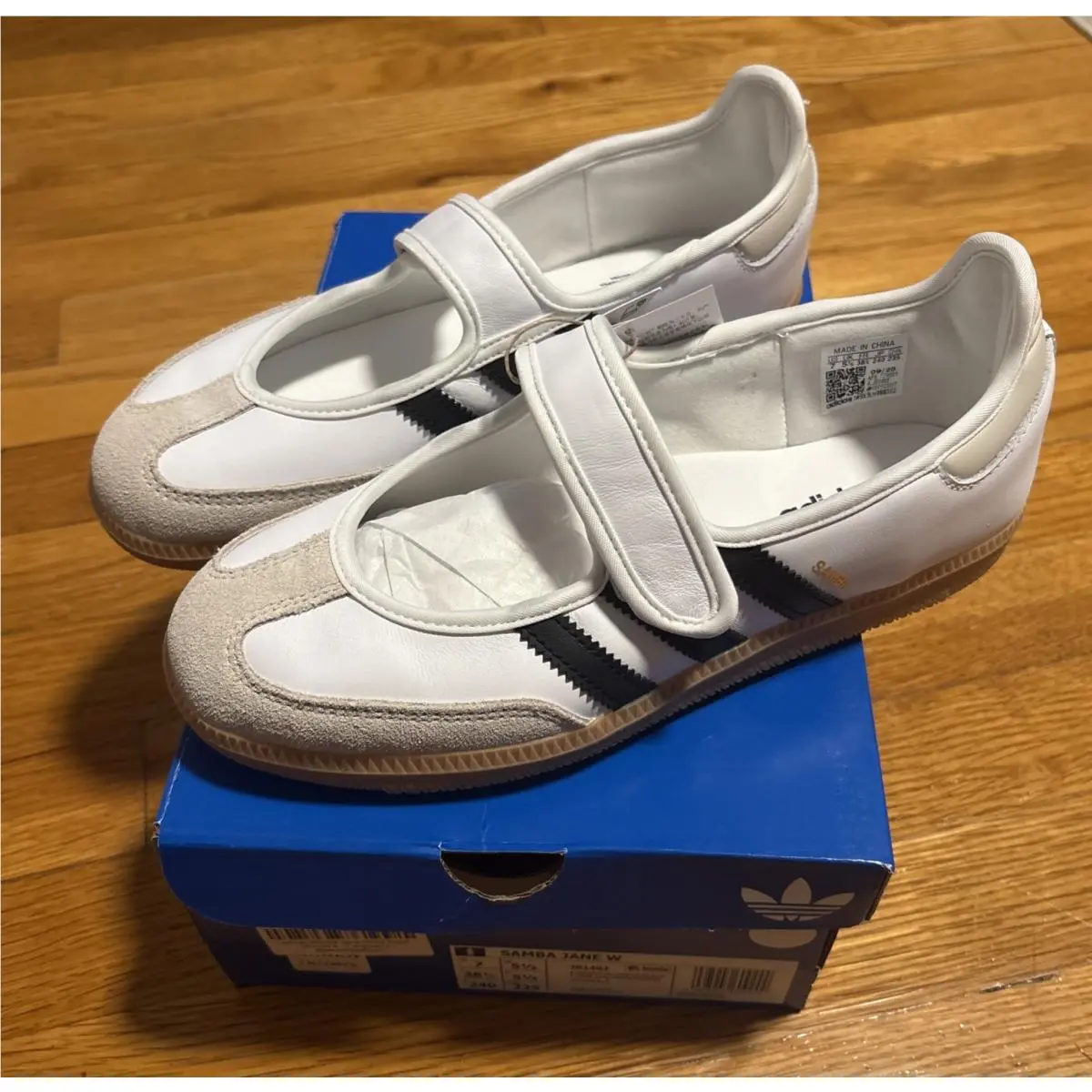 Adidas shoes - adidas Samba Jane W - Samba Jane - JR1402 - White 0