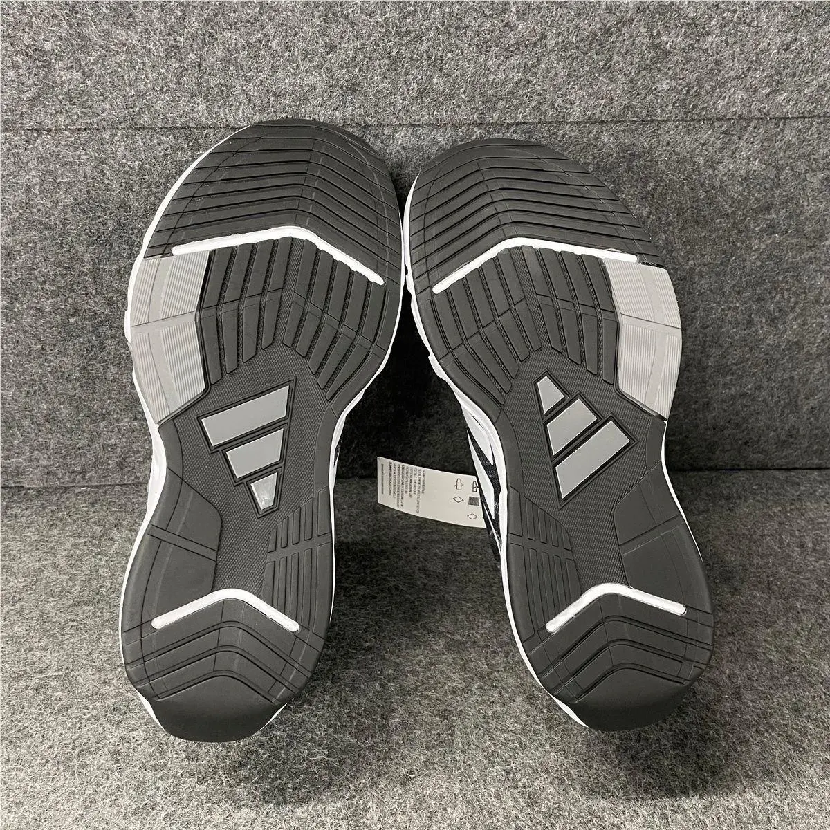 Adidas shoes - VS171627 - vs-171627 - Black (UPC: 197611387443) 0