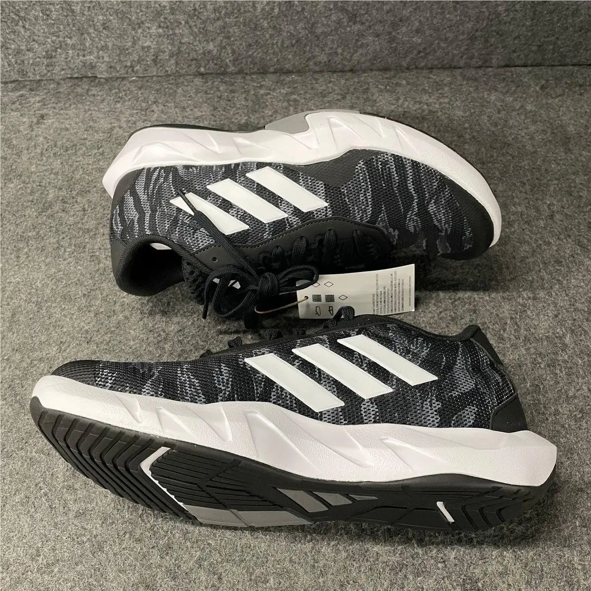 Adidas shoes - VS171627 - vs-171627 - Black (UPC: 197611387443) 5