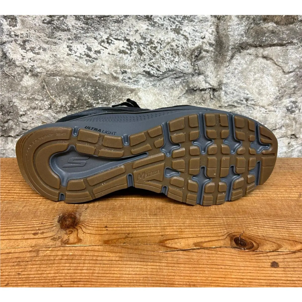 Skechers shoes - Retro Runner V1 - Retro Runner - 220872 - Black 7