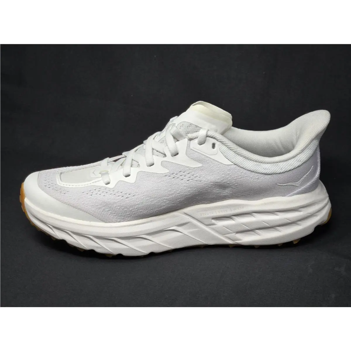 Hoka shoes - Hoka One One Speedgoat 5 - 1123158/WNCL - White 0