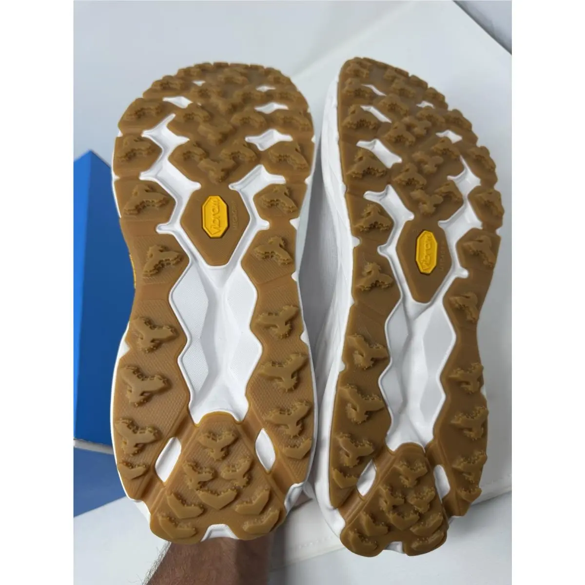 Hoka shoes - Hoka One One HOKA Speedgoat 5 - 1123157-WNCL - White, Manufacturer: White/Nimbus Cloud 4