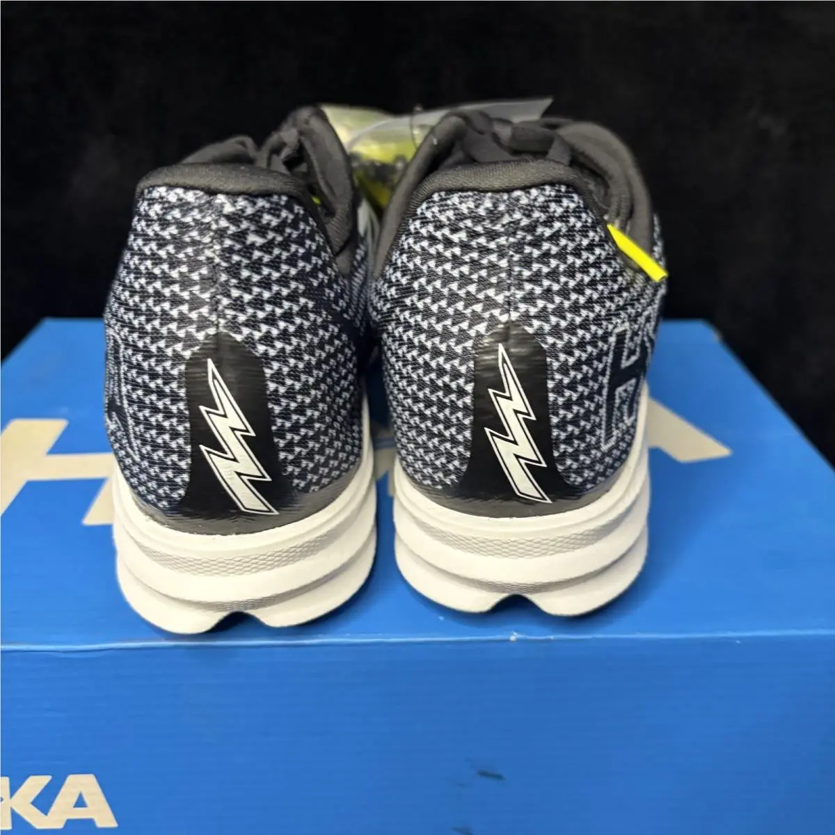 Hoka shoes - Hoka One One Crescendo MD 1134520-BWHT - 1134520-BWHT - Black (UPC: 196565196811) 2
