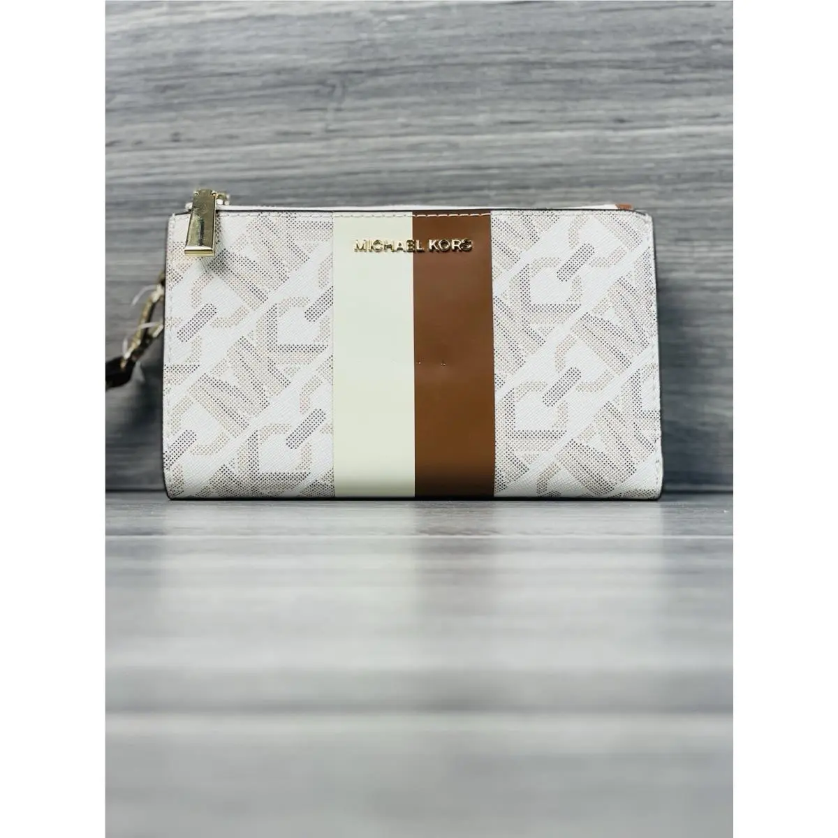Michael Kors Jet Set Logo Double Zip Vanilla/luggage Wristlet