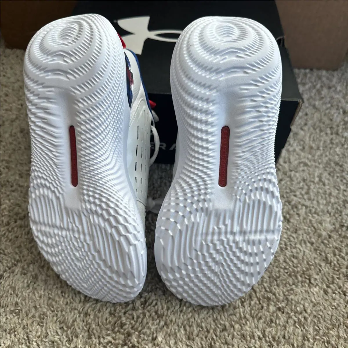 Under Armour shoes - Under Armour Flow Breakthru 5 SS - 6003104-100 - White 1