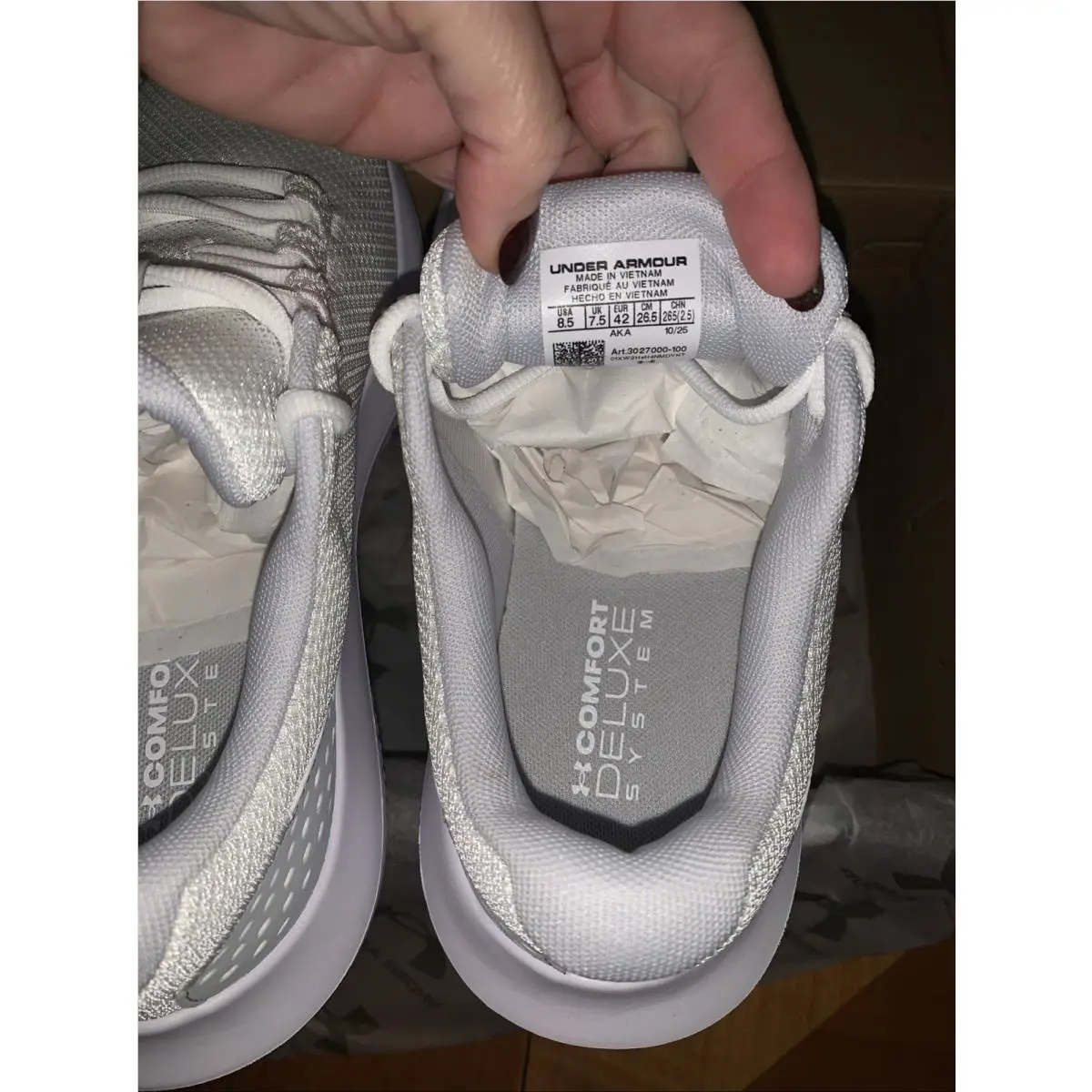 Under Armour shoes - Under Armour Surge - Surge - White 5