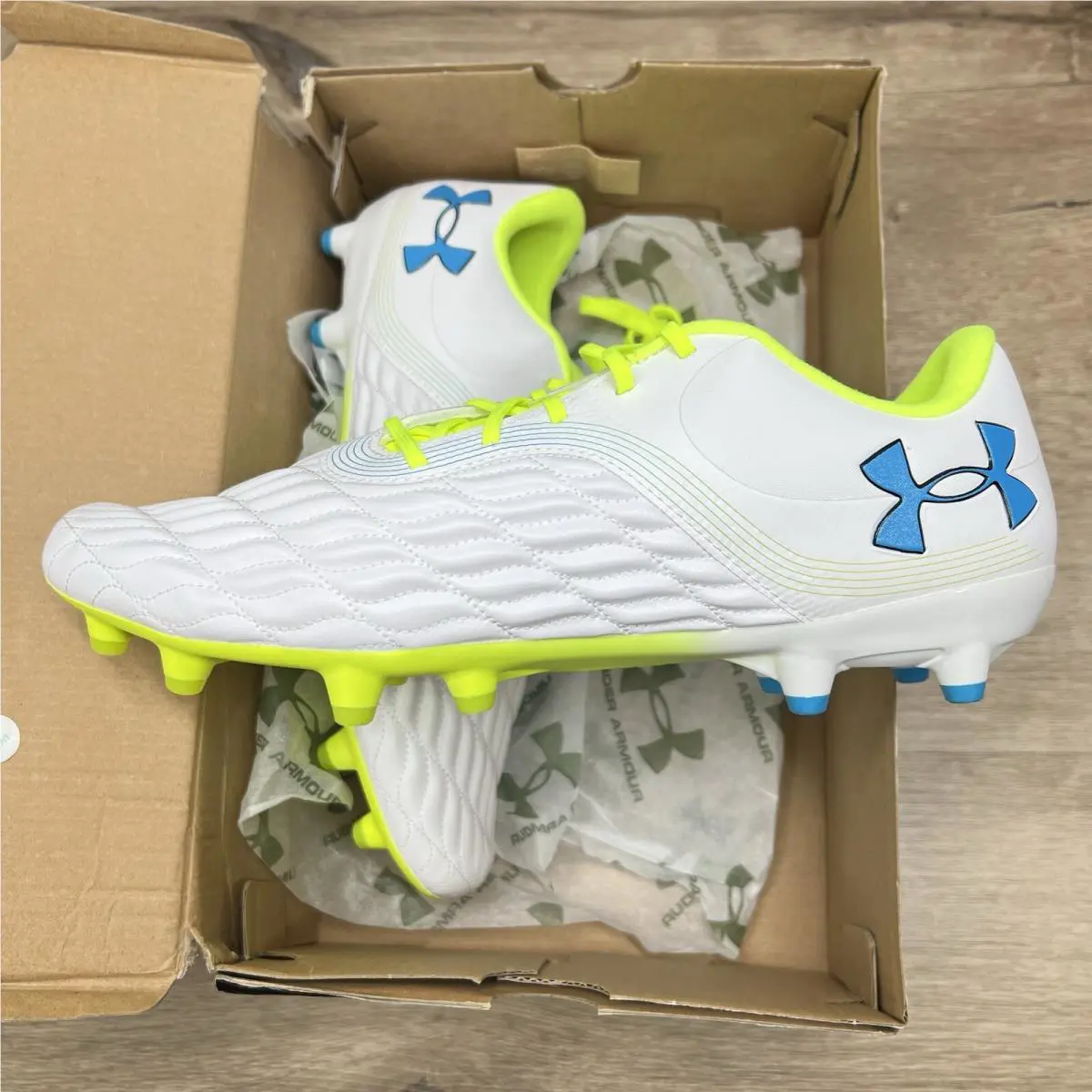 Under Armour shoes - UNDER ARMOUR CLONE MAGNETICO PRO 3FG - 3027038-103 - White 5