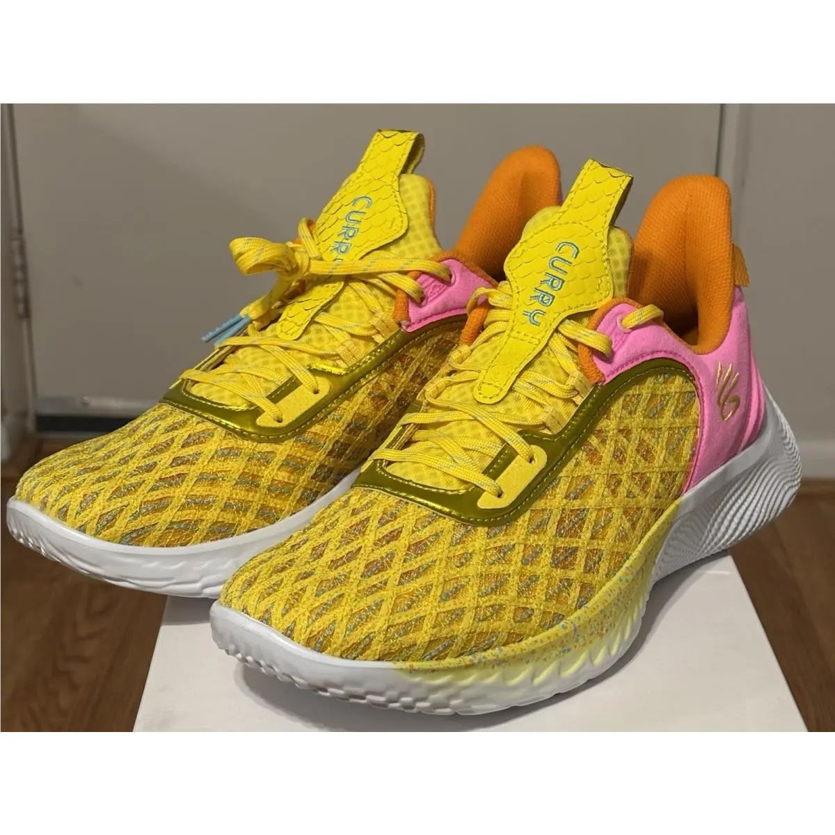 Under Armour shoes - Under Armour 695 - 3028376-001 - Yellow 1