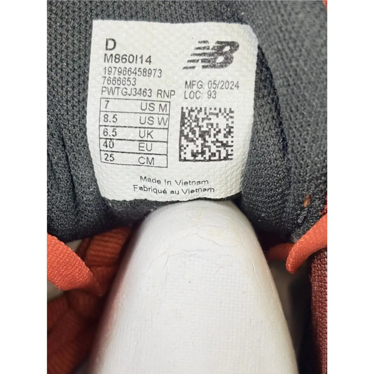 New Balance shoes  - Orange 1