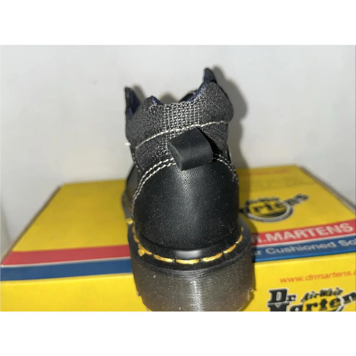 Dr. Martens shoes - HO 940 - Black 4