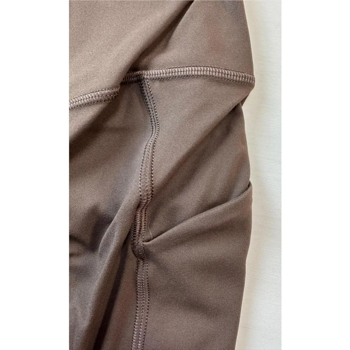 Lululemon clothing - Espresso 4