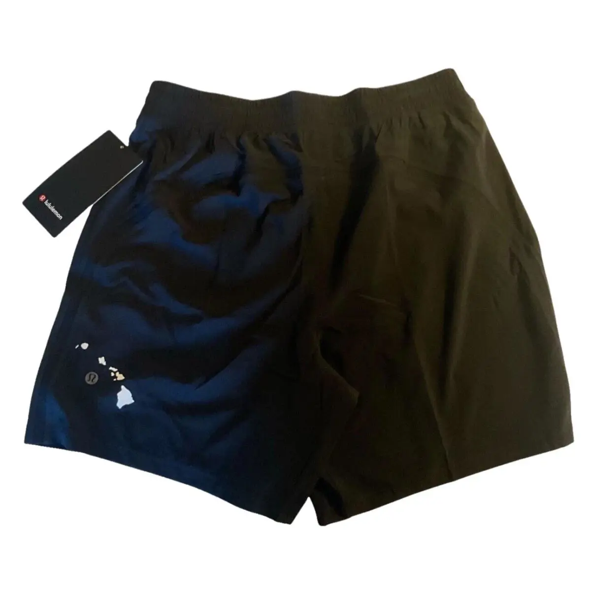 Men`s Lululemon Pace Breaker Short 7 LL - Hawaii Exclusive Decal - L / XL