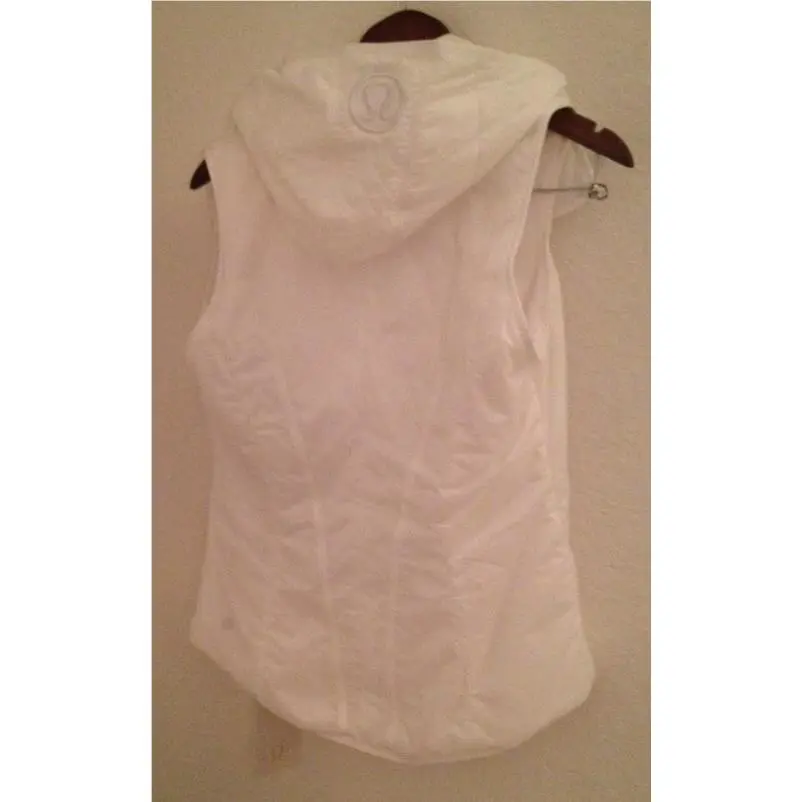 Lululemon clothing - White 4