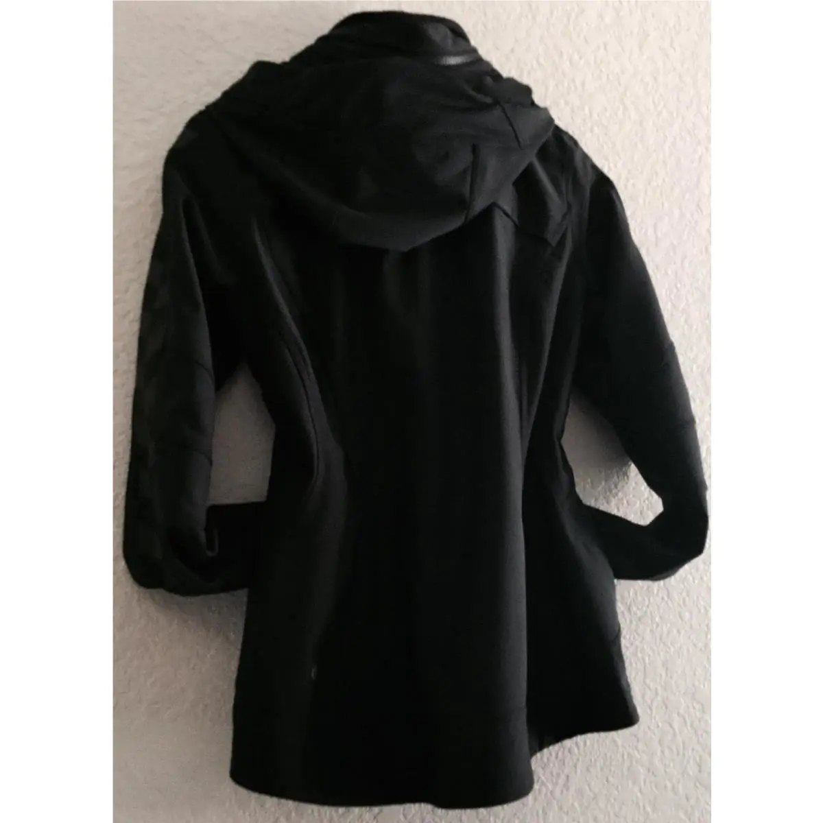 Lululemon clothing - Black 2