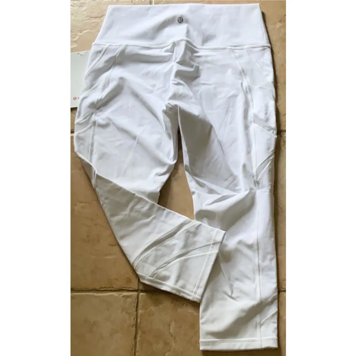 Lululemon clothing - White 4