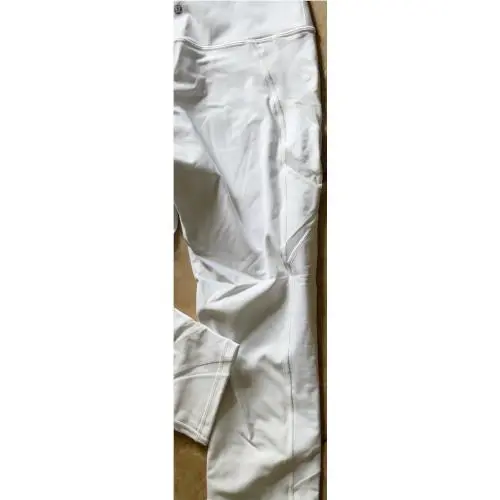 Lululemon clothing - White 5