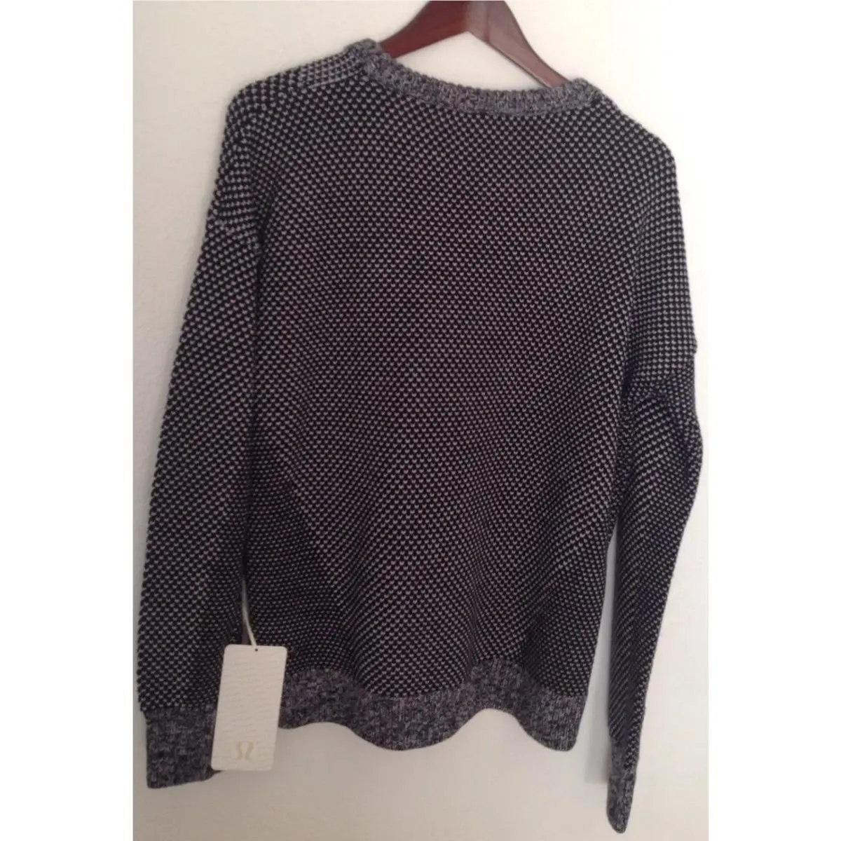 Lululemon clothing - Black/Gray 3