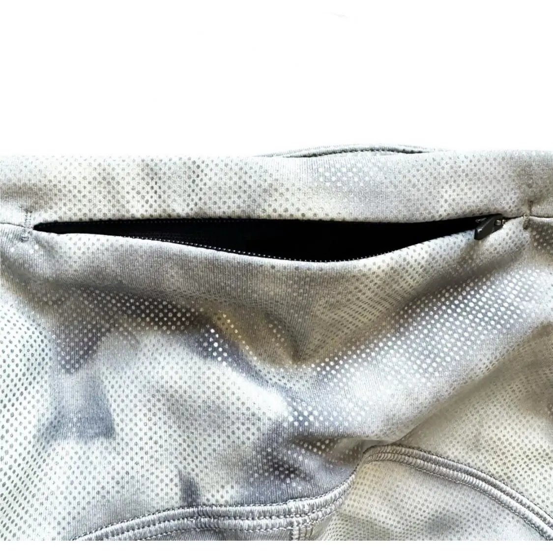 Lululemon clothing - Silver 1