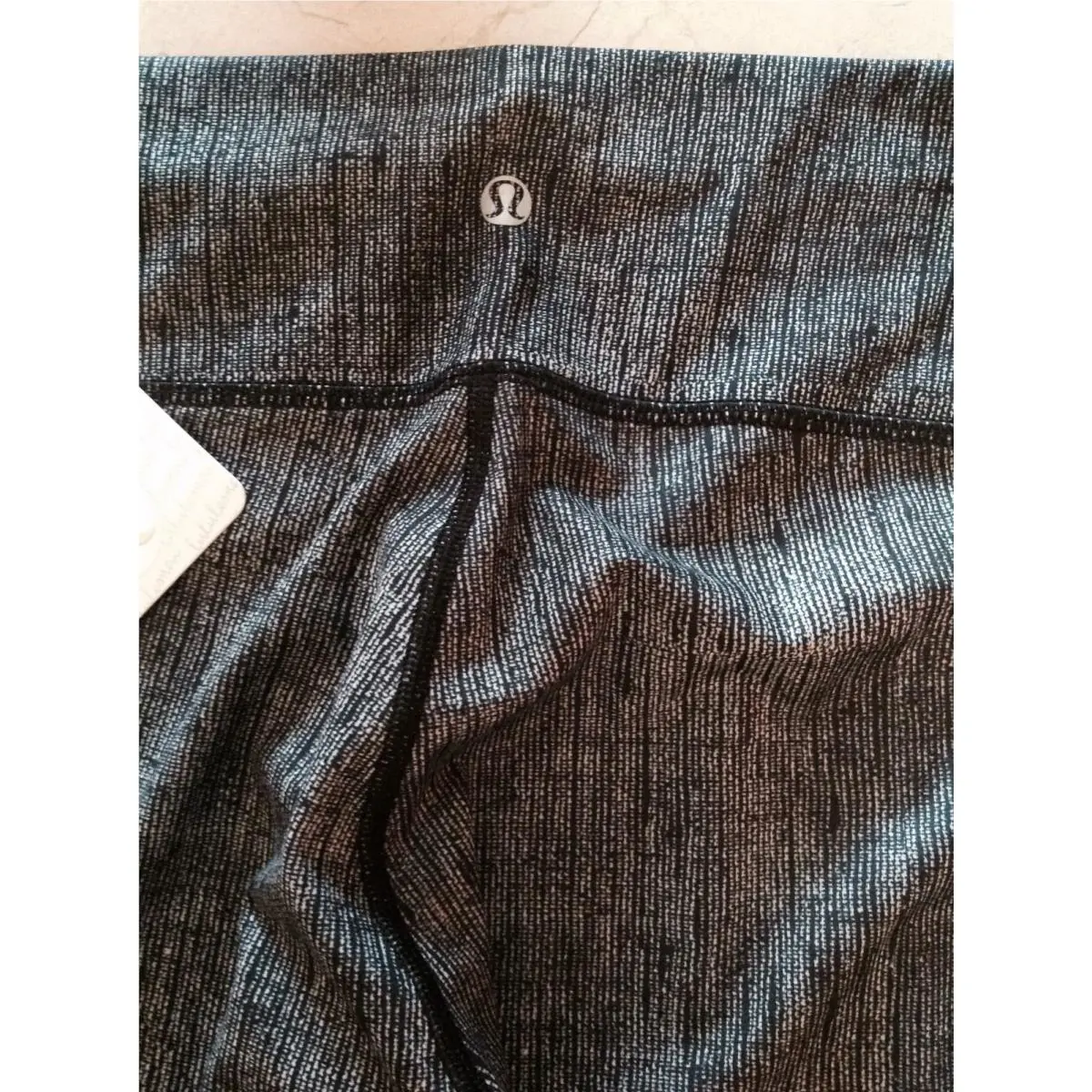 Lululemon clothing - Black 3