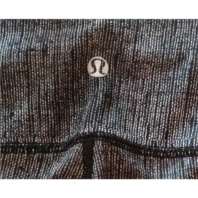 Lululemon clothing - Black 4