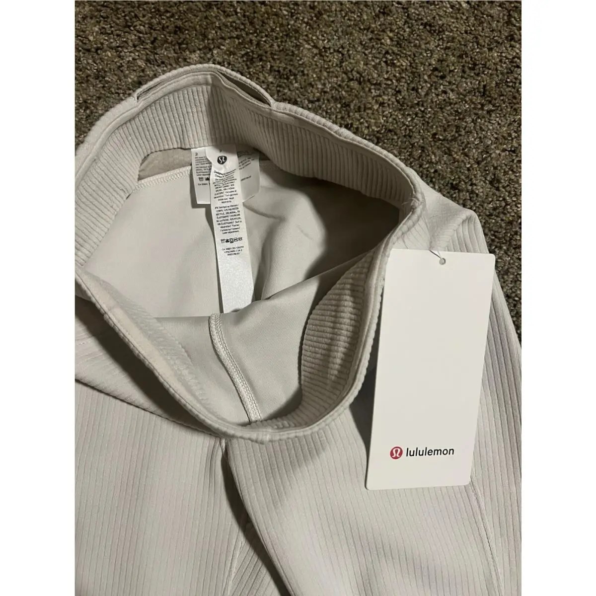 Lululemon clothing - Bone 1