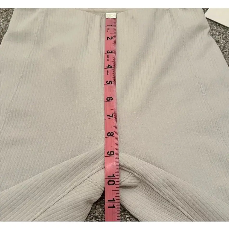 Lululemon clothing - Bone 4
