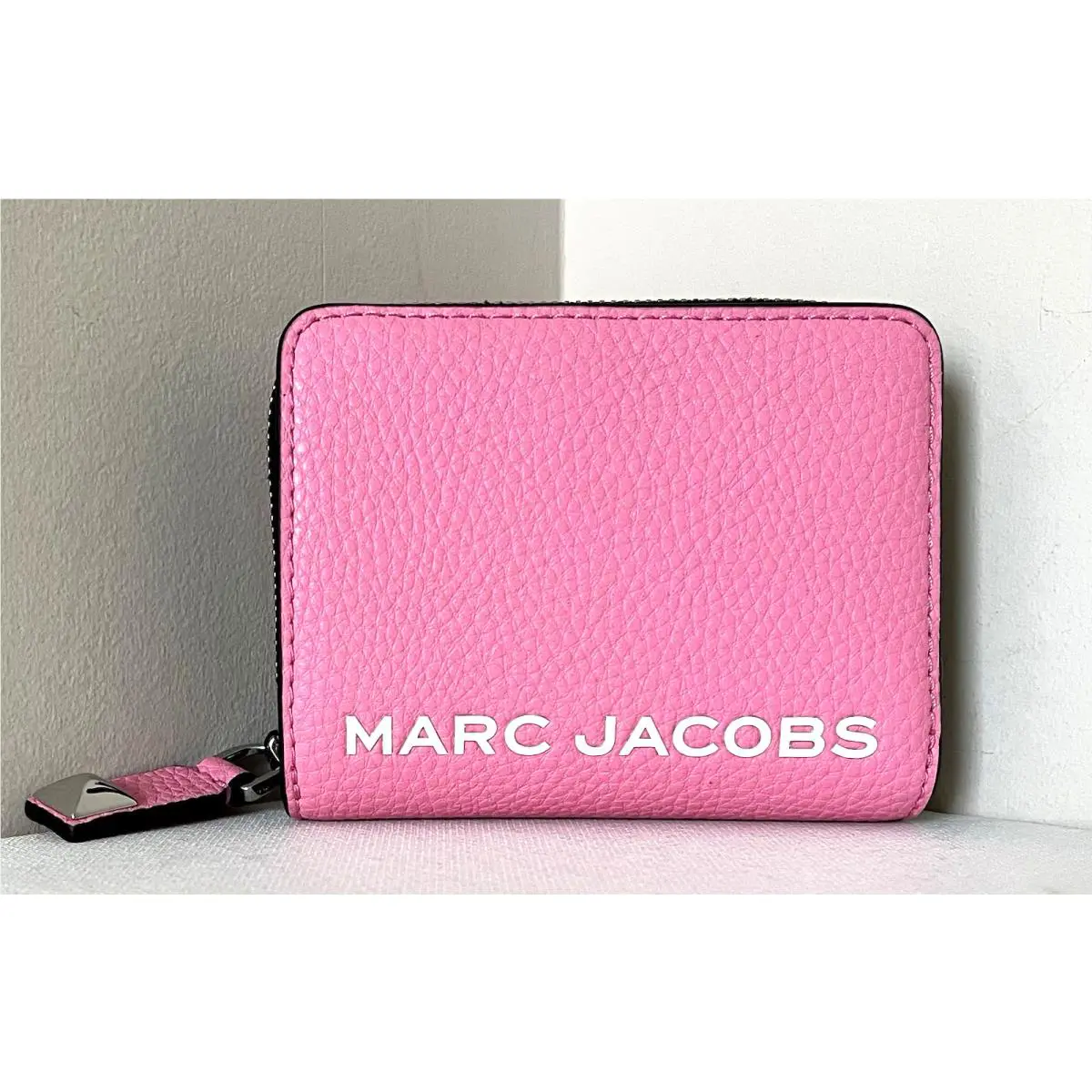 Marc Jacobs Bold Slg Mini Compact Bifold Wallet Pebble Leather Petal Pink