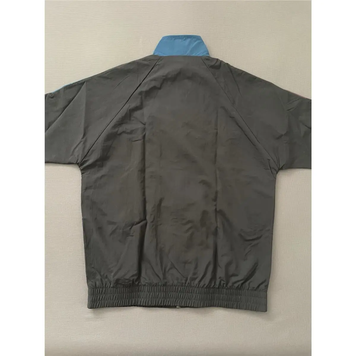 Reebok clothing - Reebok Classics Vector Retro Windbreaker Track Top - 100206048 - Multicolor (UPC: 0197225906542) 0