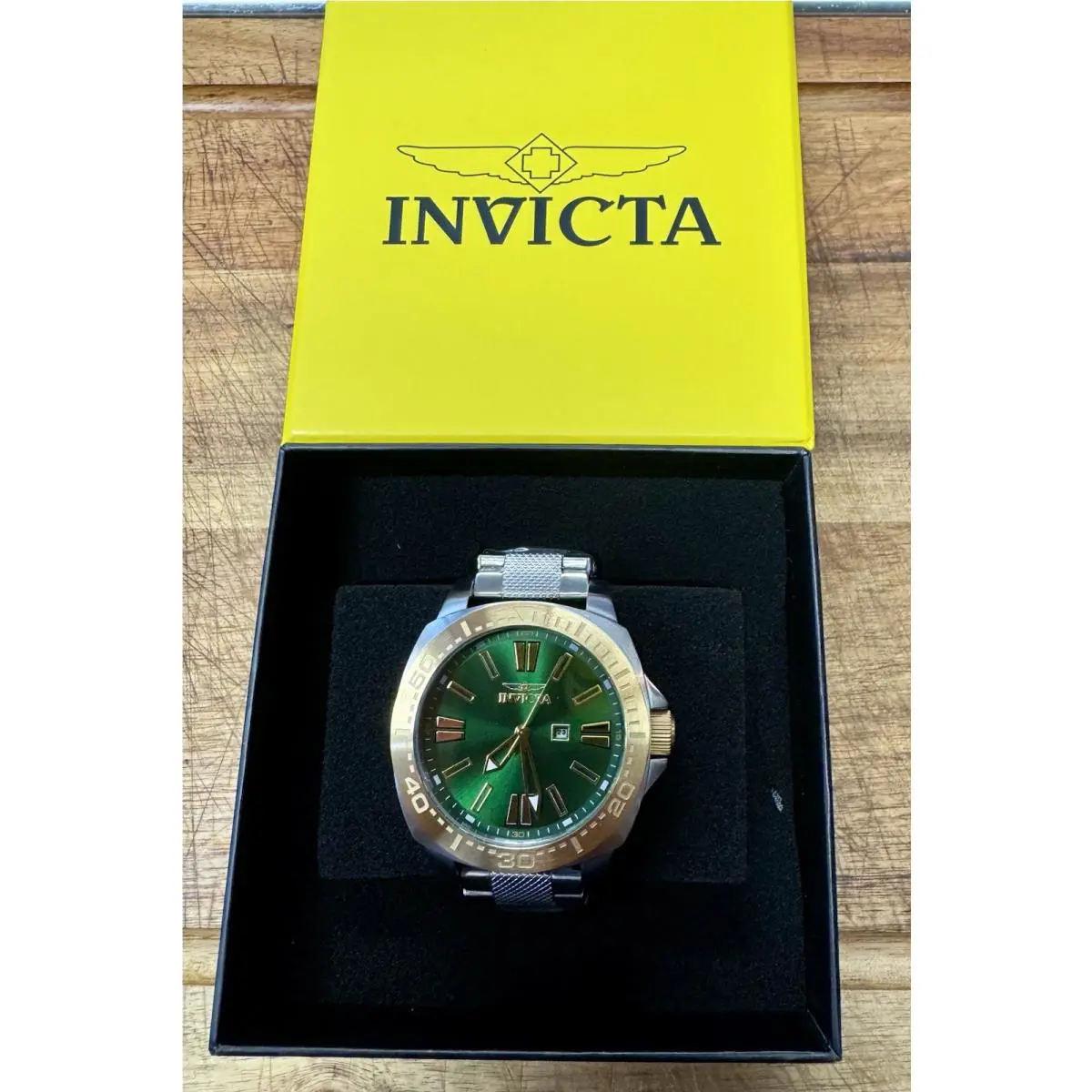 49875 - Invicta Speedway Men`s Watch - 46mm Forest Green Dial Gold Bezel