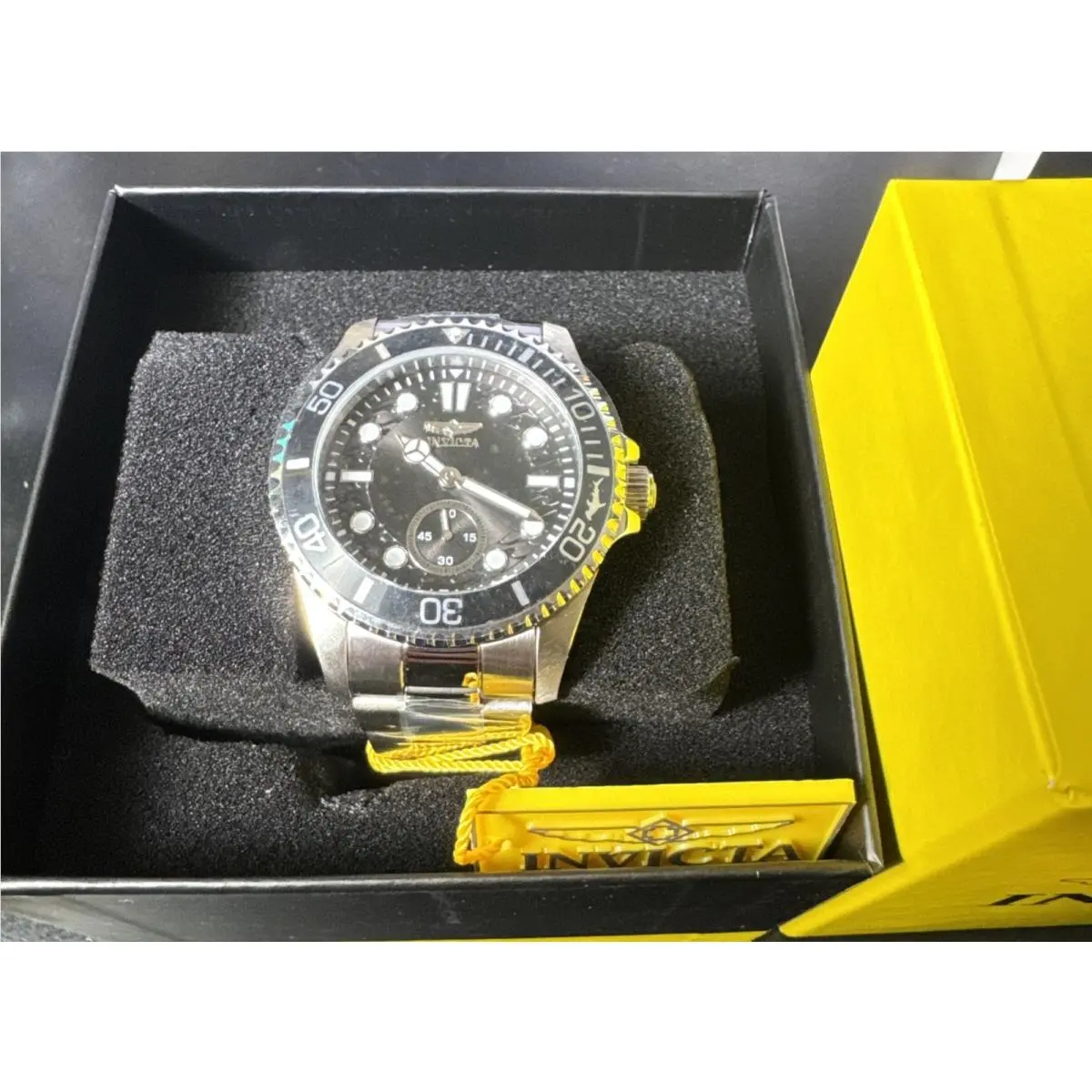 Invicta Pro Diver Quartz Charcoal Dial Men`s Watch 49431