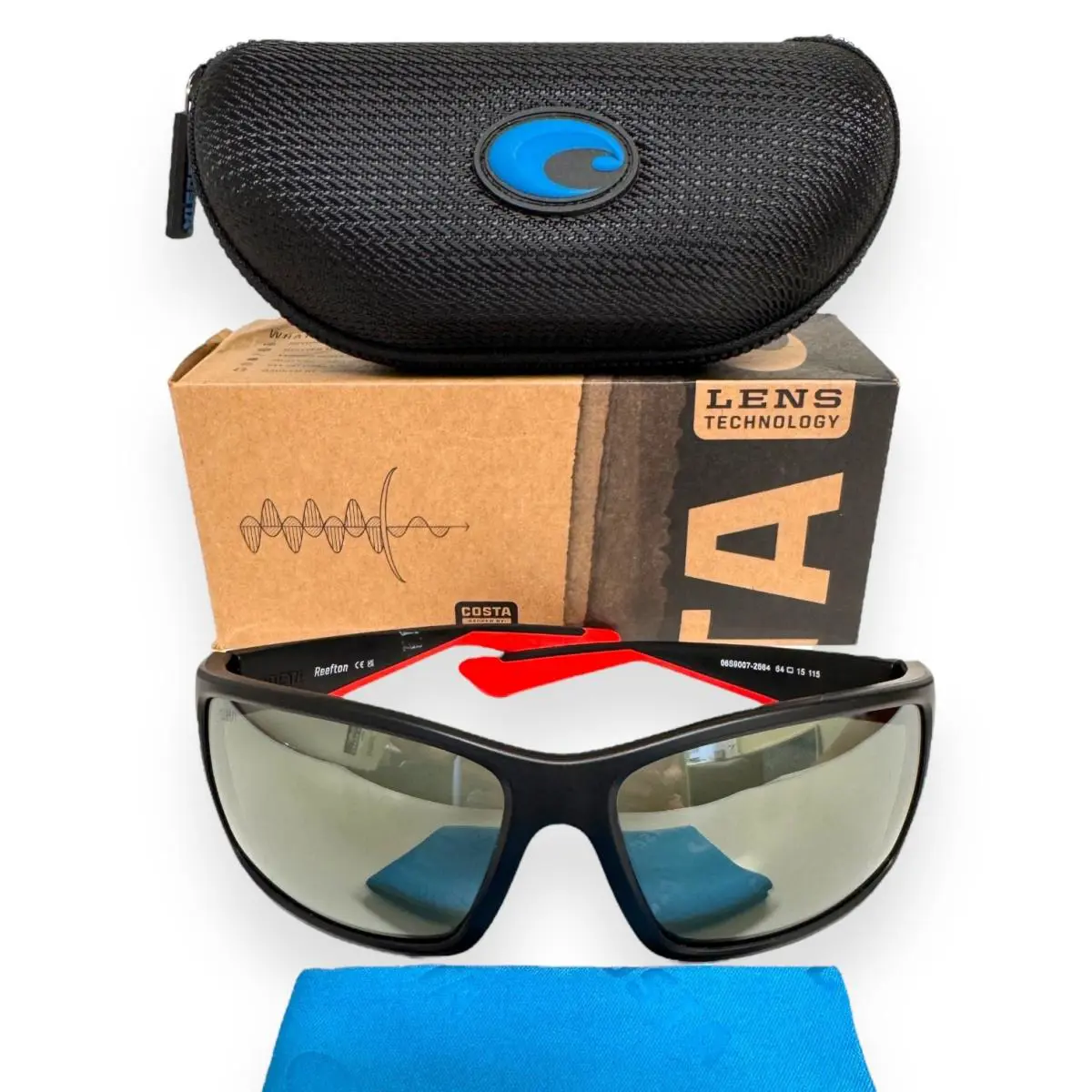 Costa Del Mar Sunglasses Reefton Matte Black Silver Glass Polarized W/case - Frame: Black, Lens: Silver, Logo: Red