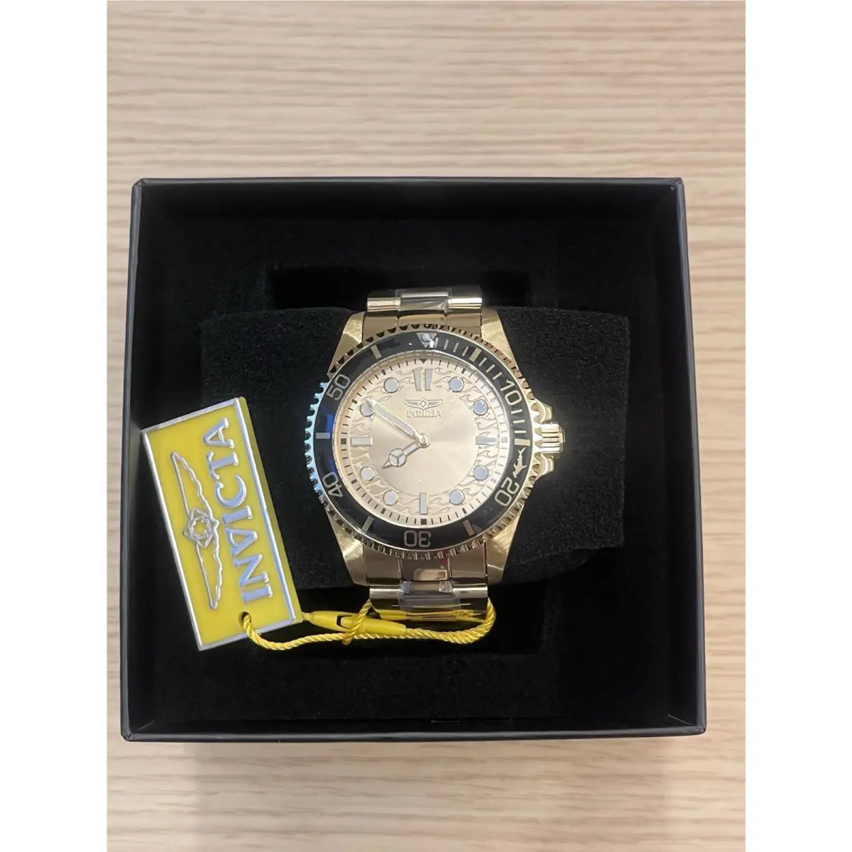 Invicta Men`s Watch Pro Diver Quartz Gold Dial Yellow Gold Steel Bracelet 49700
