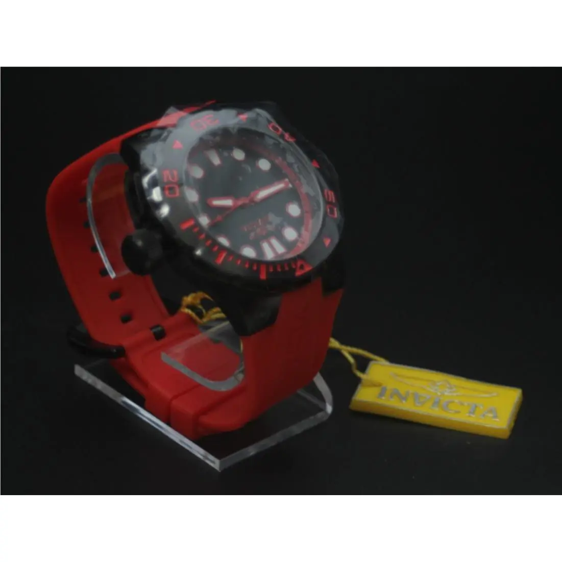 Invicta Pro Diver Master of The Oceans Model 16139 Men`s Watch