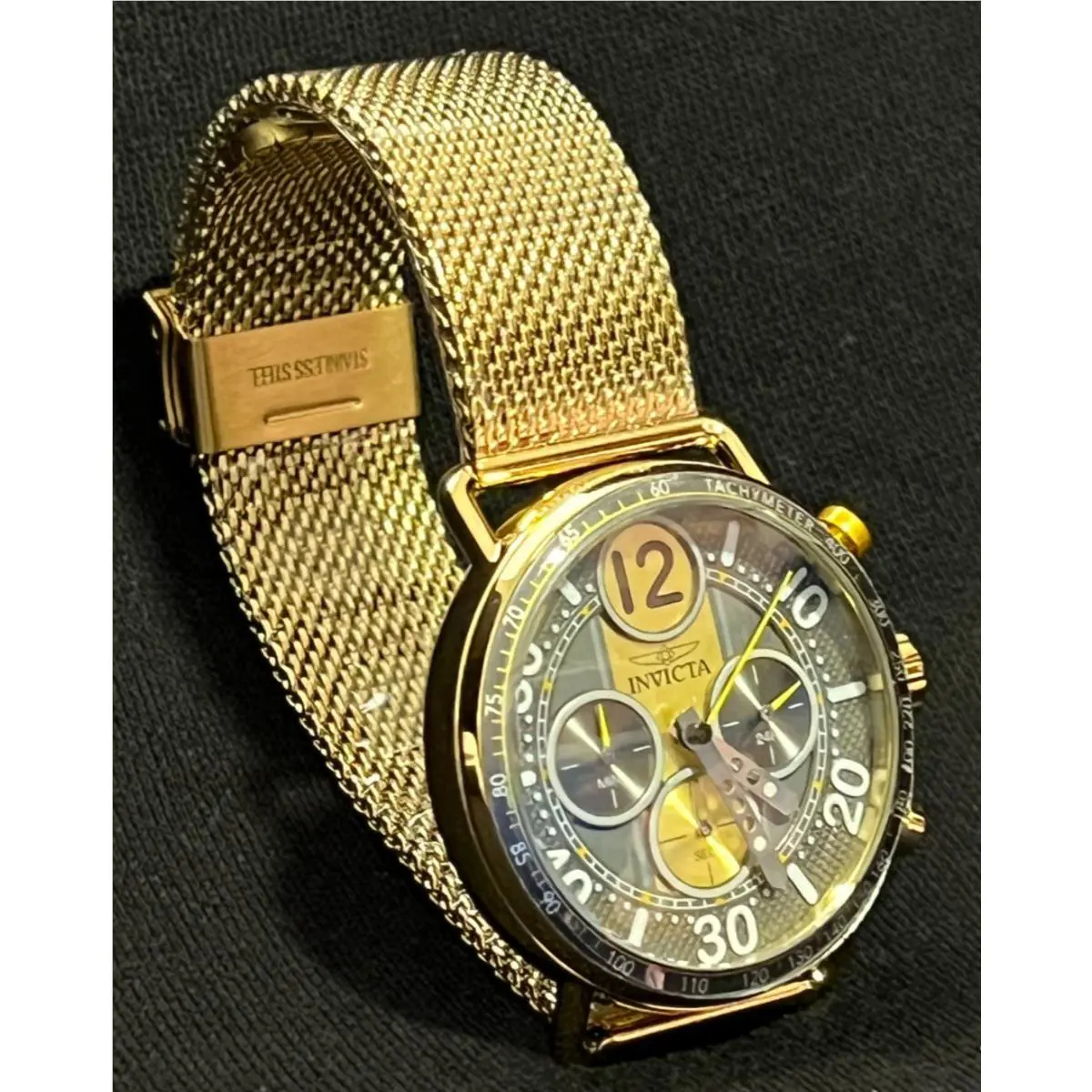 Invicta Speedway Men`s Watch W/mesh Woven Bracelet Gold Tone