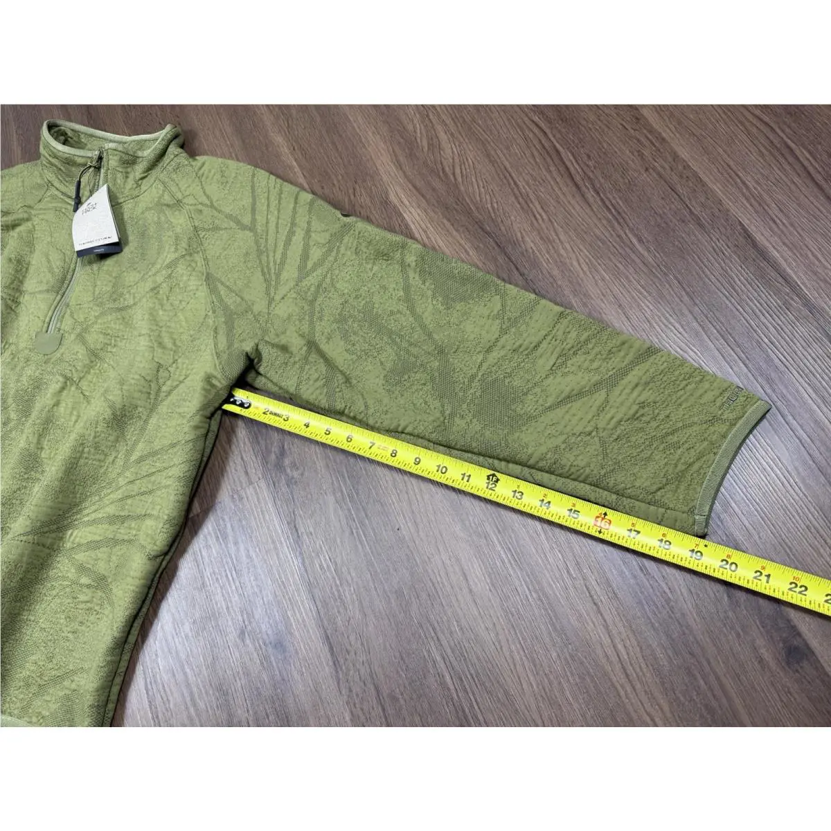 Nike clothing - DV4293-378 - DV4293-378 - Green (UPC: 196151333842) 2
