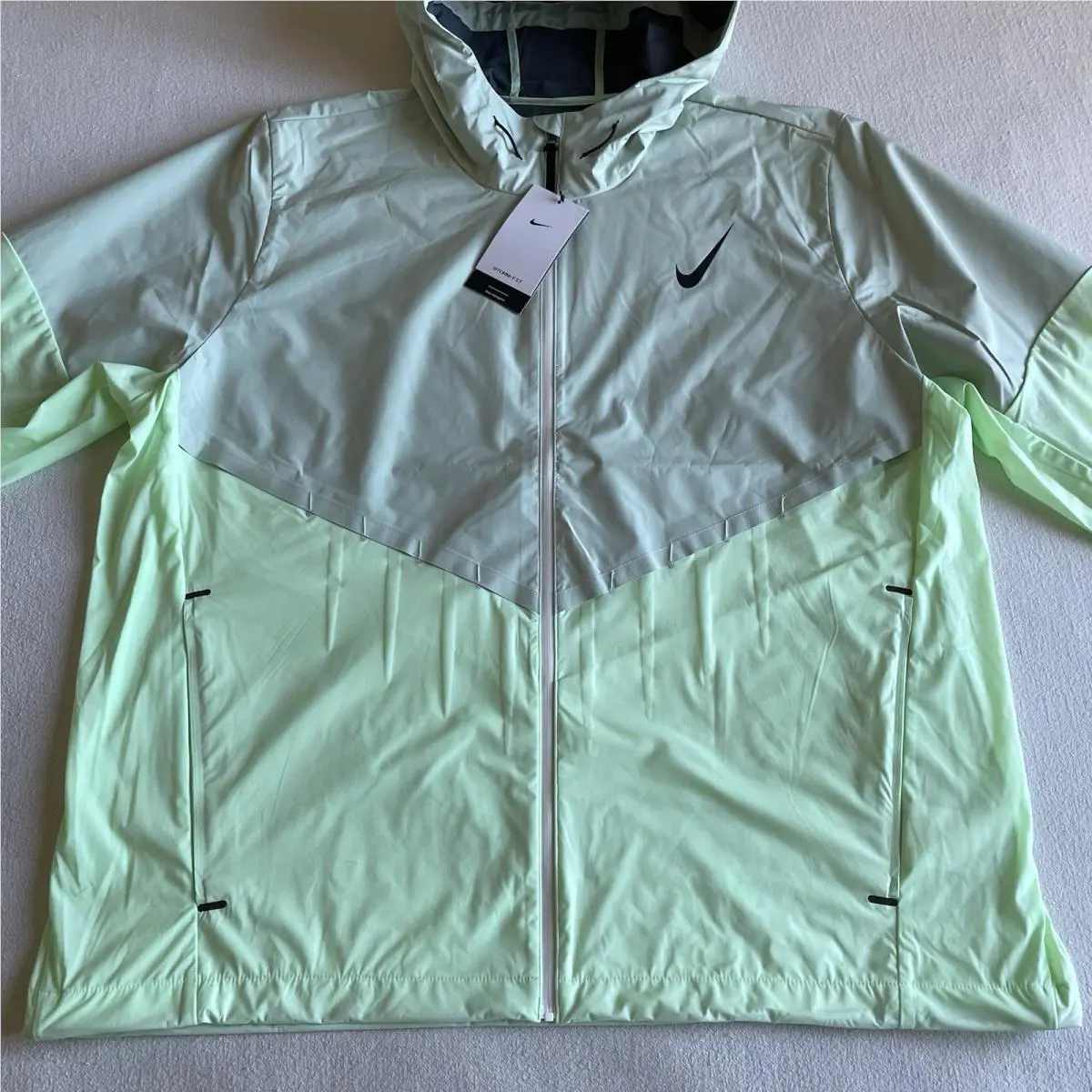 Nike clothing - FZ9039-376 - FZ9039-376 - Green (UPC: 197596965612) 0
