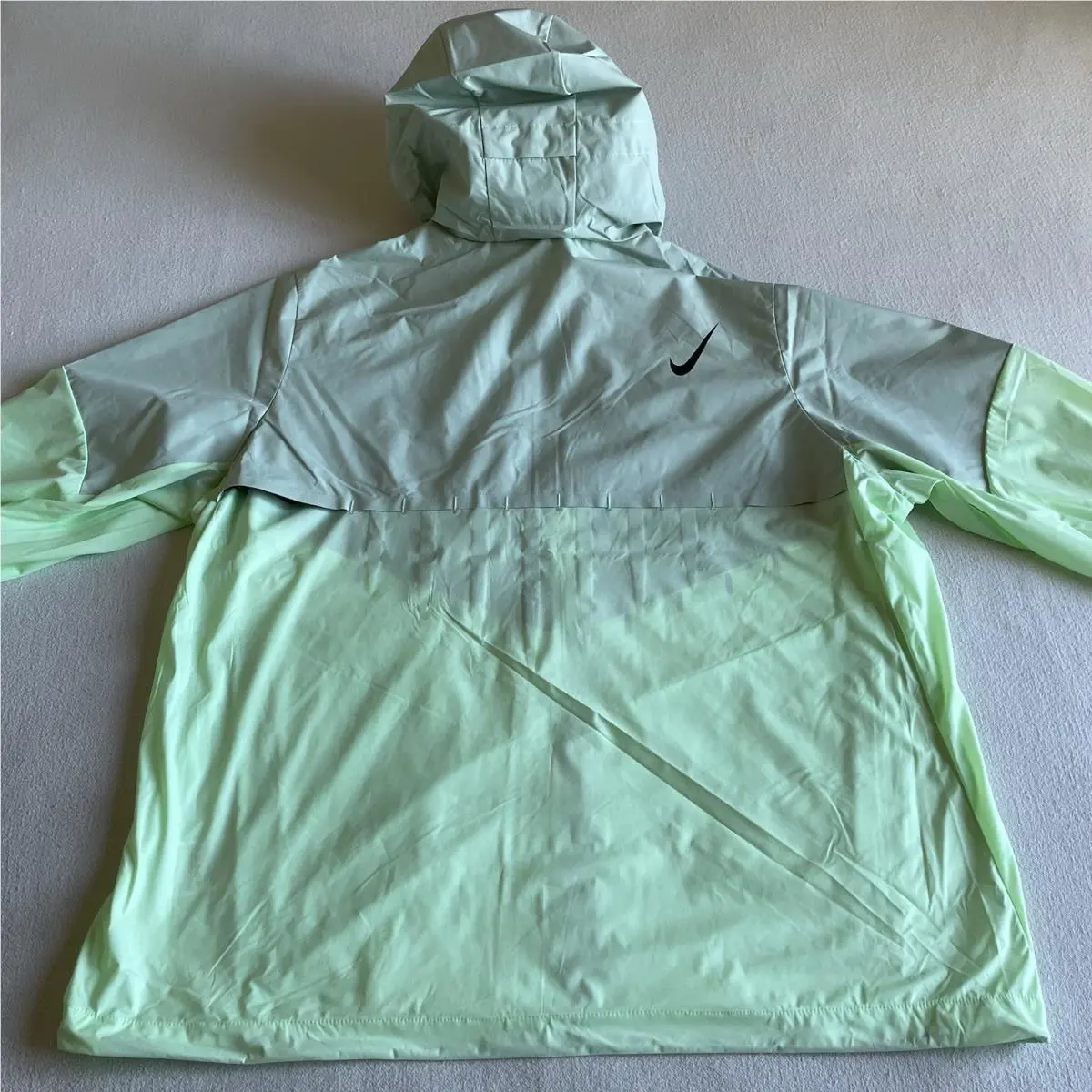 Nike clothing - FZ9039-376 - FZ9039-376 - Green (UPC: 197596965612) 5