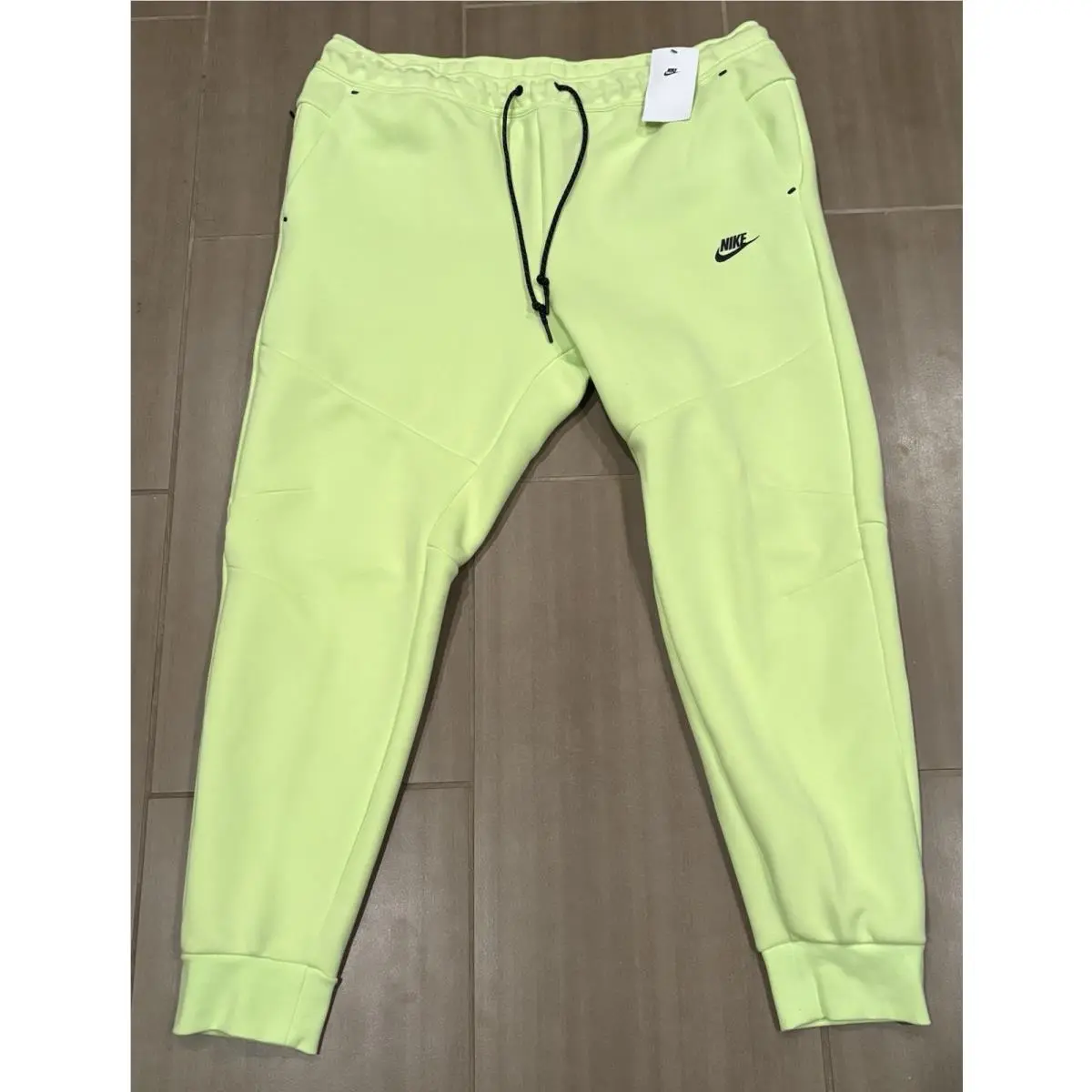 Tech Fleece Jogger Sweatpants Barely Volt HV0959-736 Men’s Size Xxl by Nike