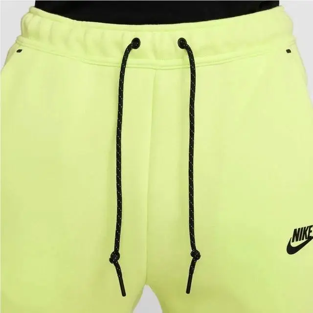 Nike clothing - Nike Tech Fleece - Tech Fleece - HV0959736 - Light Lemon Twist / Black 4