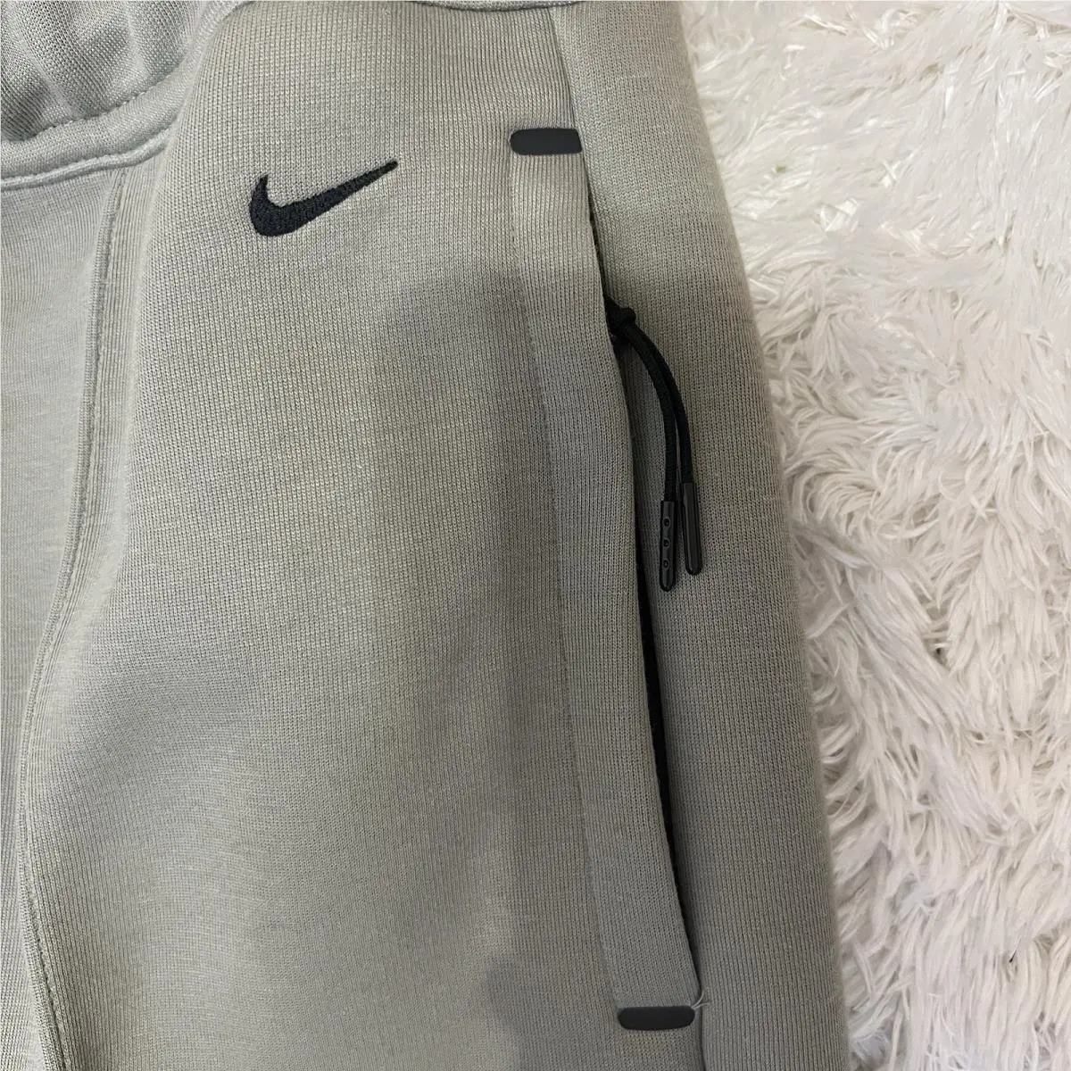 Nike clothing - HJ0695320 - HJ0695320 - Green (UPC: 0197860044777) 2