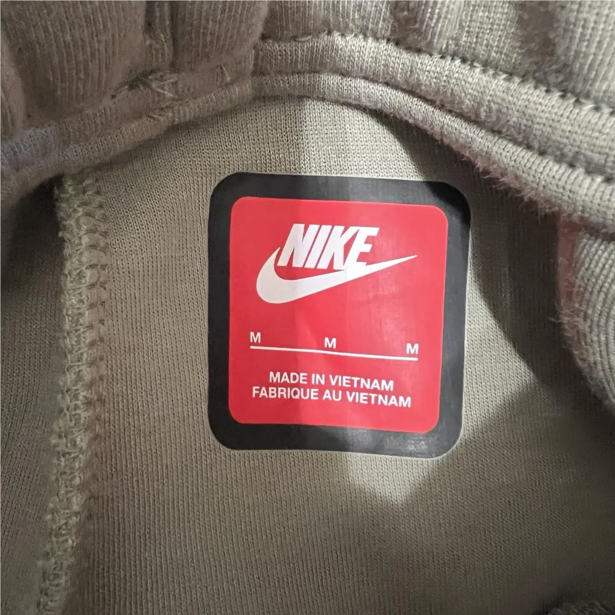 Nike clothing - HJ0695320 - HJ0695320 - Green (UPC: 0197860044777) 3