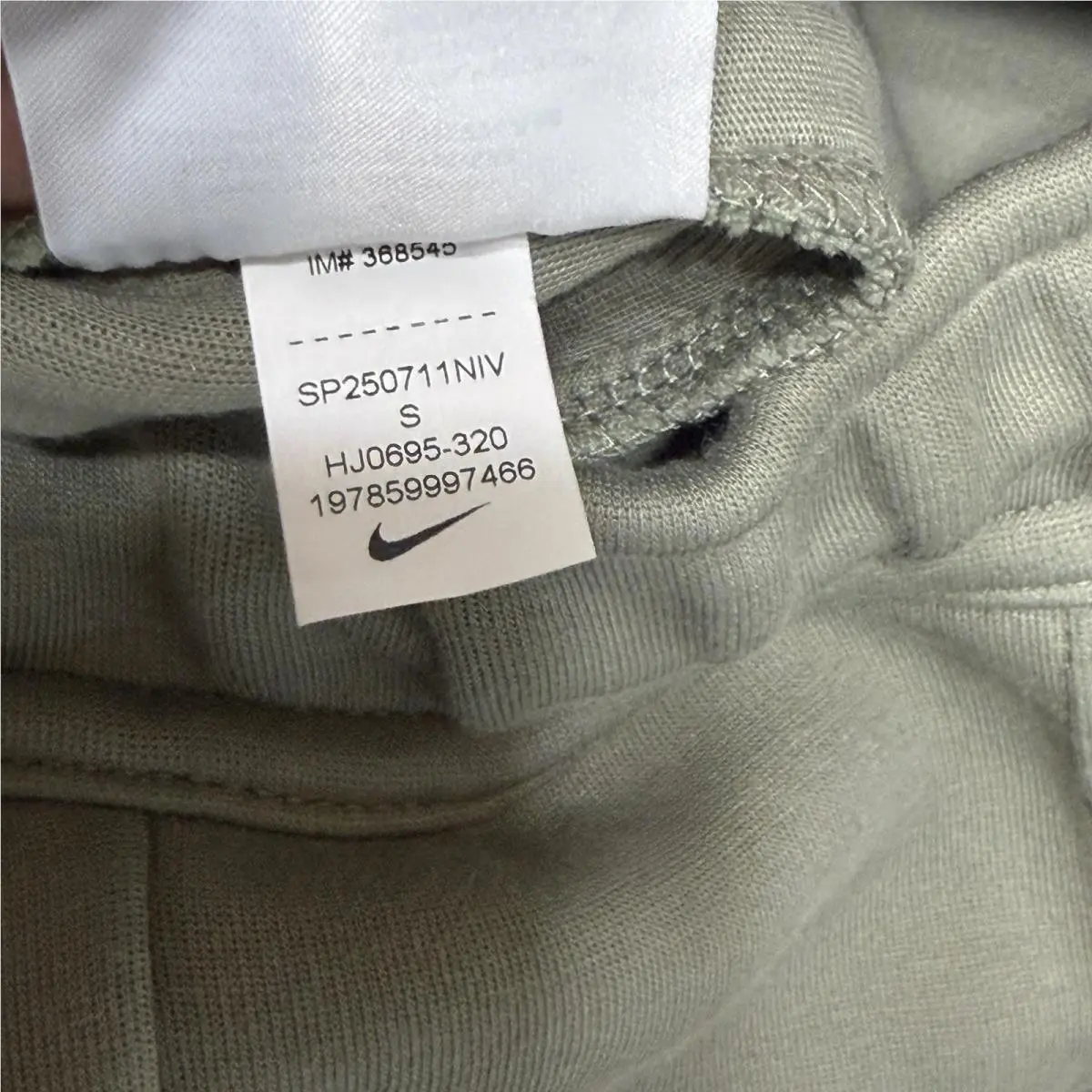 Nike clothing - HJ0695320 - HJ0695320 - Green (UPC: 0197860044777) 4