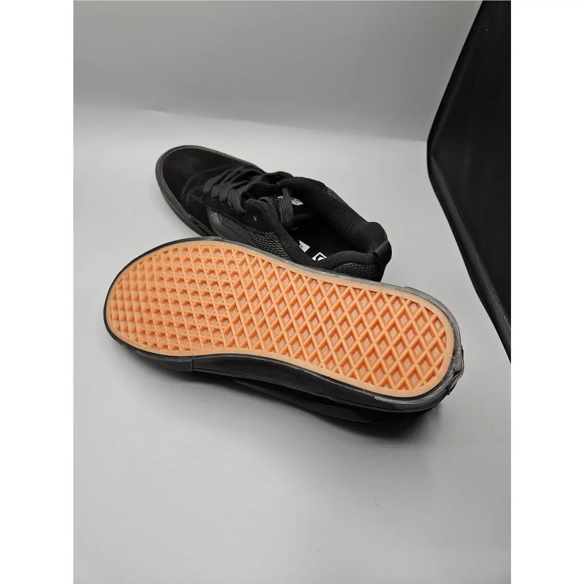 Vans shoes - VANS Knu Skool - Knu Skool - VN0009QCBKA - Black 5