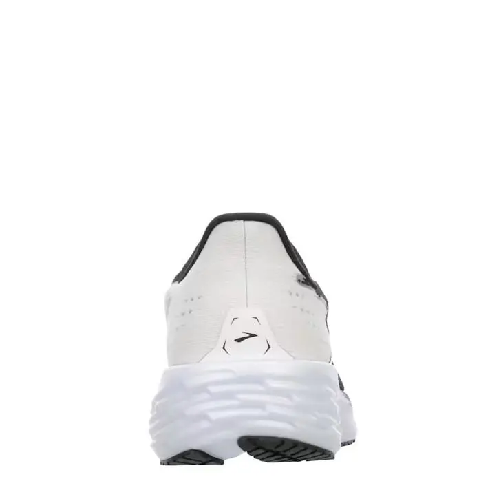 Brooks shoes - Brooks Revel - Revel - Black 3