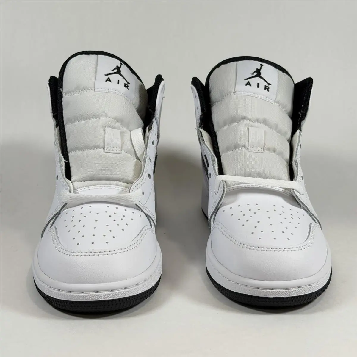 Nike shoes - Nike Air Jordan 1 - Air - DQ8423-132 - White 3