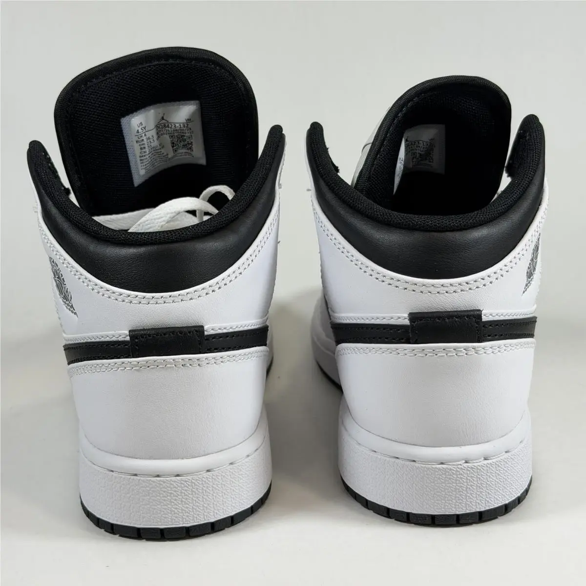 Nike shoes - Nike Air Jordan 1 - Air - DQ8423-132 - White 4
