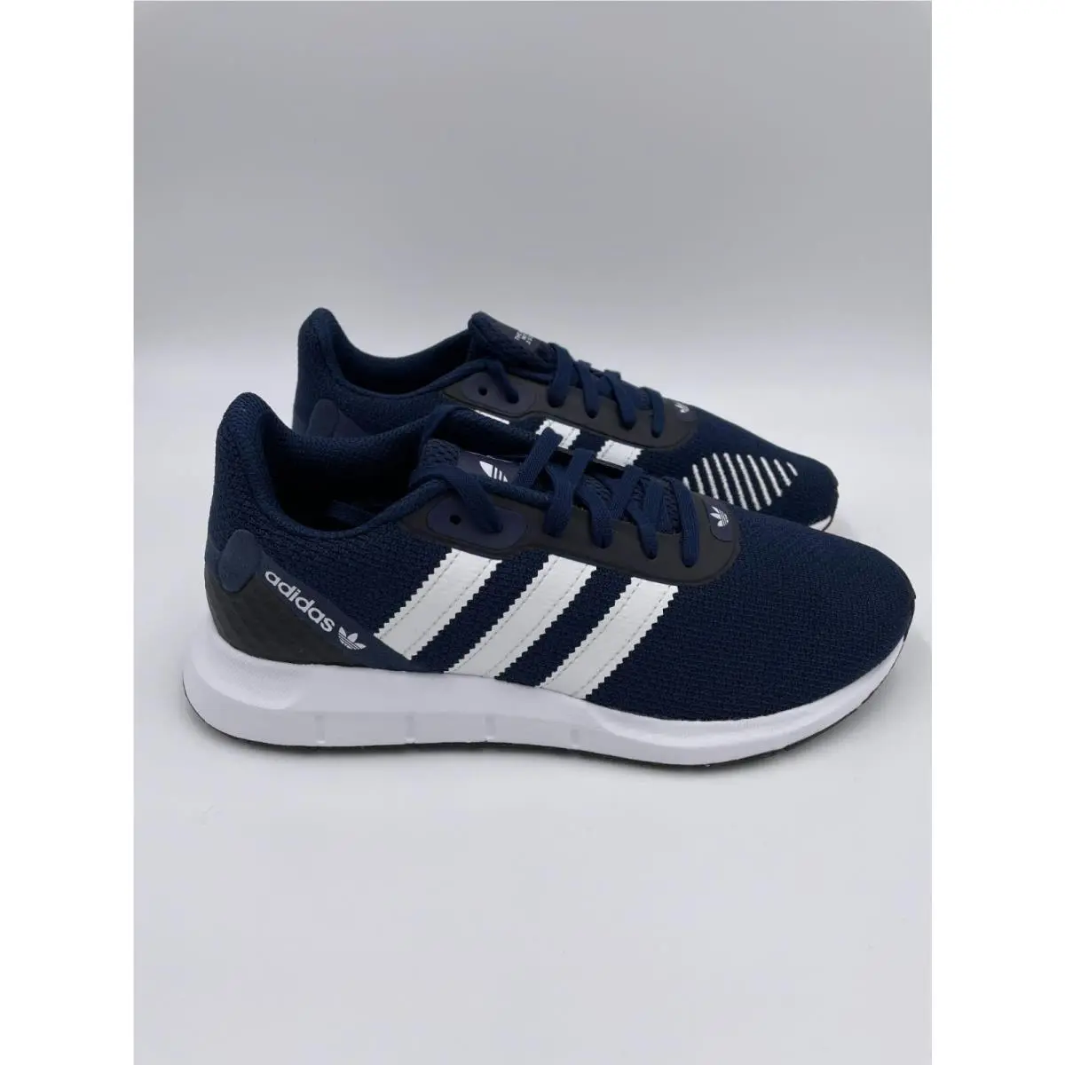 Adidas shoes - adidas Swift Run - Swift Run - White 7
